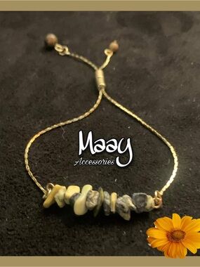 Maay Accessories Gold-Tone Adjustable Bracelet with Yellow and Green Stone Chips